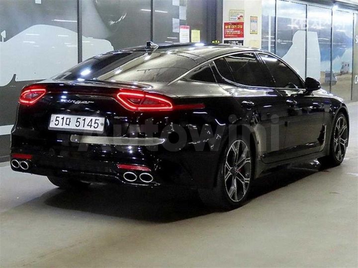 Kia Stinger 2019 KNAE351ABKS061744 — 4