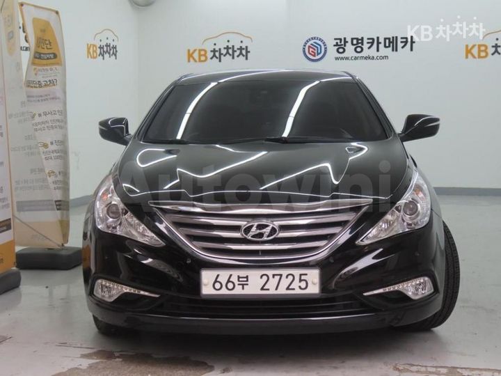 Hyundai Sonata 2014 KMHEC41ABEA587110 — 2