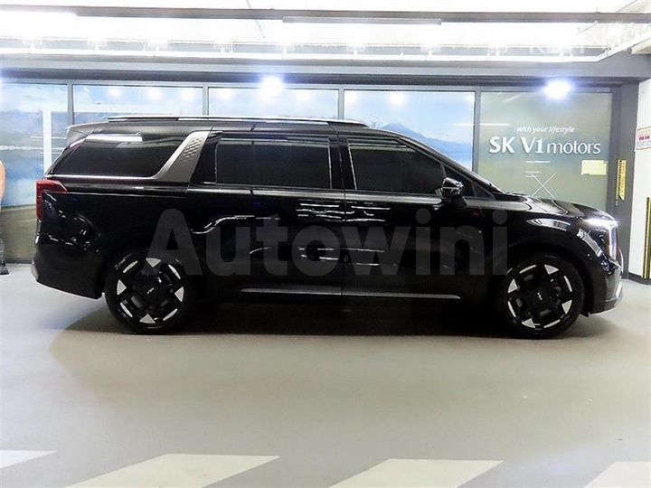 Kia Carnival 2024 — 3