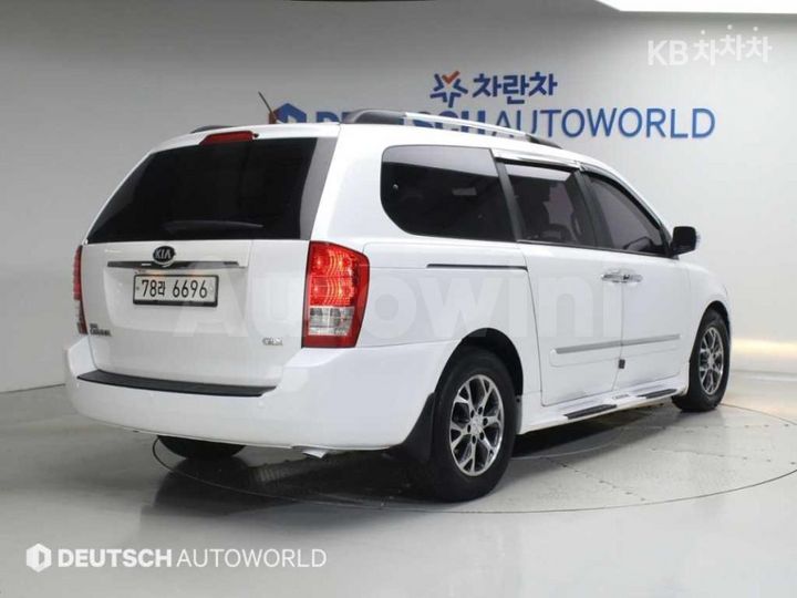 Kia Carnival 2013 KNHMD376BDS536219 — 2