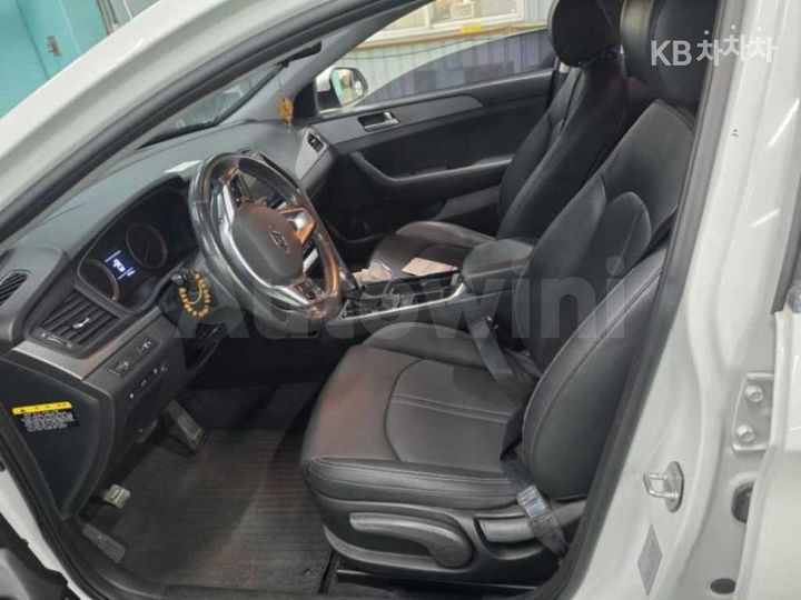 Hyundai Sonata 2018 KMHE341DBJA456079 — 5