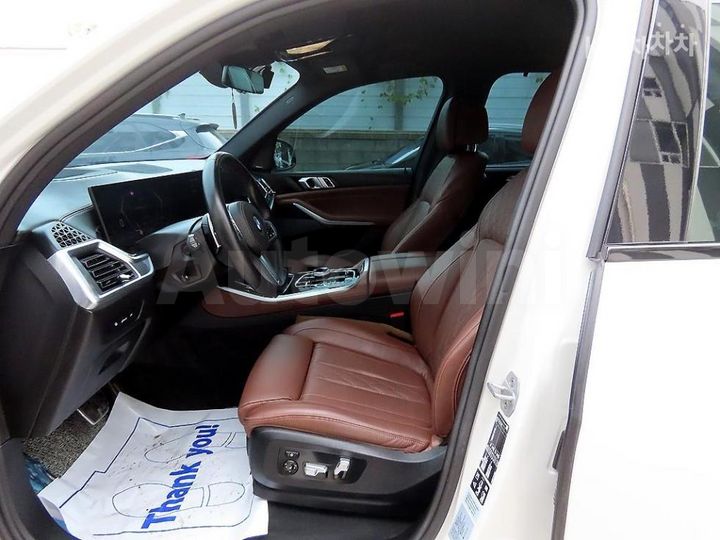 BMW X5 2024 WBA11EV05R9V01110 — 5