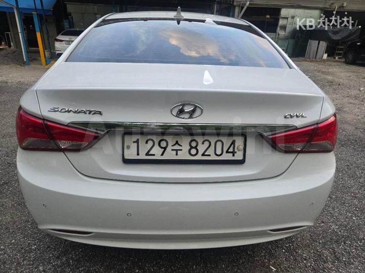 Hyundai Sonata 2013 KMHEC41ABDA512496 — 4