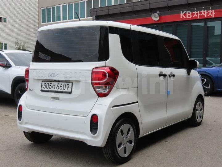 Kia Ray 2022 KNACF911BNT294528 — 3