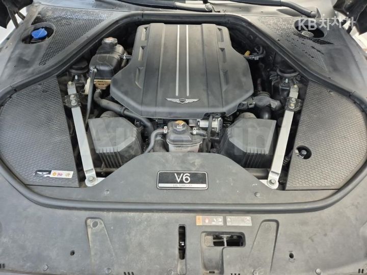 Genesis G90 2023 KMTFA41DDPU019685 — 5