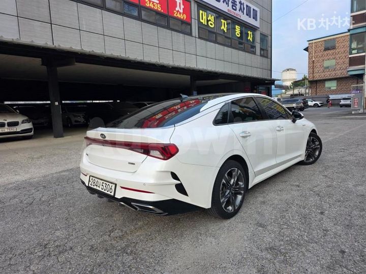 Kia K5 2020 KNAG241ABLA016760 — 3