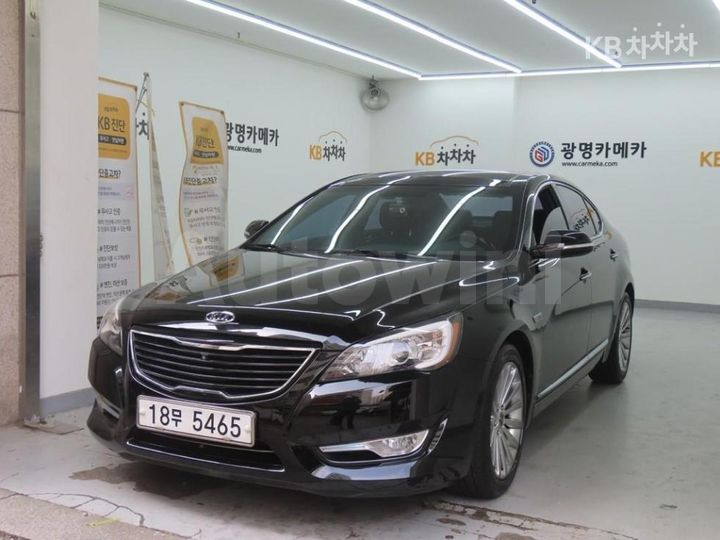 Kia K7 2010 KNALM412BAA018275 — 2