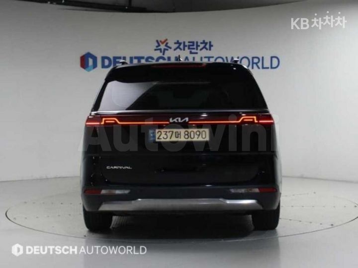 Kia Carnival 2022 KNANE813BNS136800 — 4