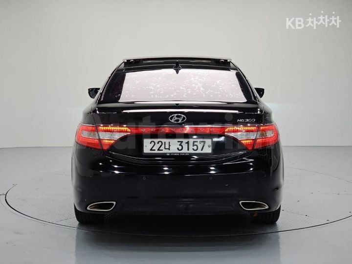Hyundai Grandeur 2011 — 3