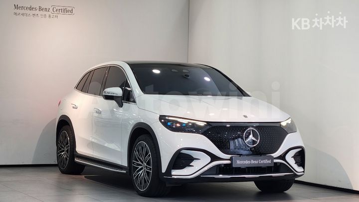 Mercedes Benz EQE