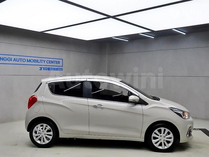 Chevrolet Spark 2017 KLYDC487DHC769670 — 2