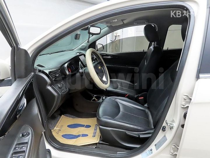 Chevrolet Spark 2017 KLYDC487DHC769670 — 5