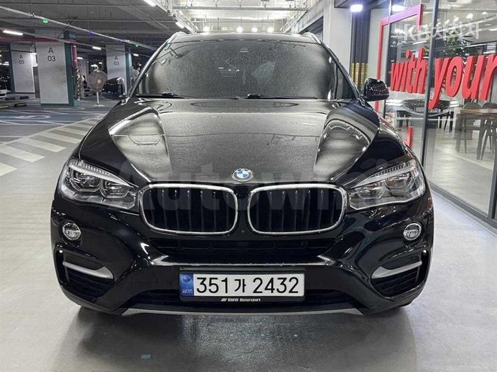 BMW X6 2018 WBAKV210XJ0Y40175 — 2