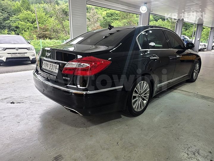 Hyundai Genesis 2013 KMHGA41BBDU224474 — 4
