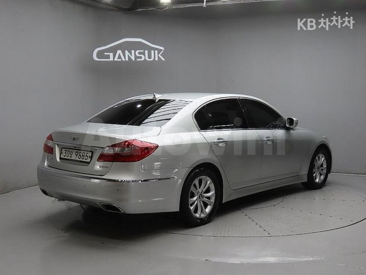 Hyundai Genesis 2013 KMHGA41BBDU220759 — 4