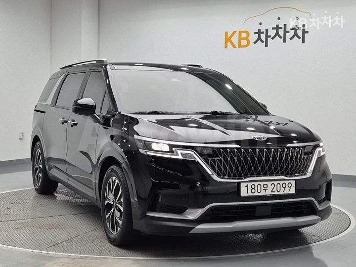 Kia Carnival 2021 KNANB81BBMS111117 — 4