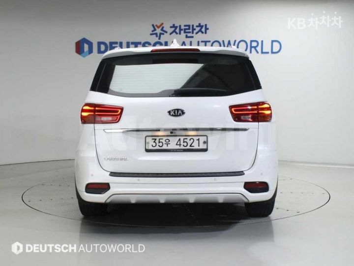 Kia Carnival 2019 KNAME81ABKS597429 — 4