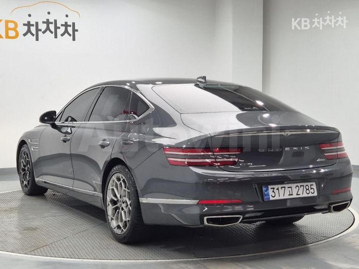 Genesis G80 2022 — 2