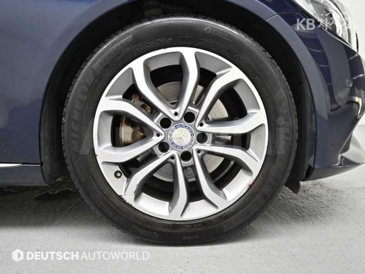 Mercedes-Benz C Class 2017 — 5