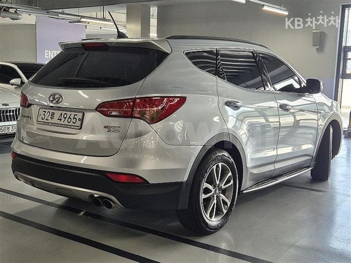 Hyundai SantaFe 2013 — 2