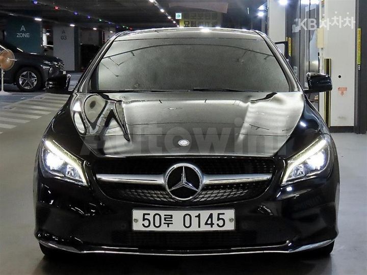 Mercedes Benz CLA Class