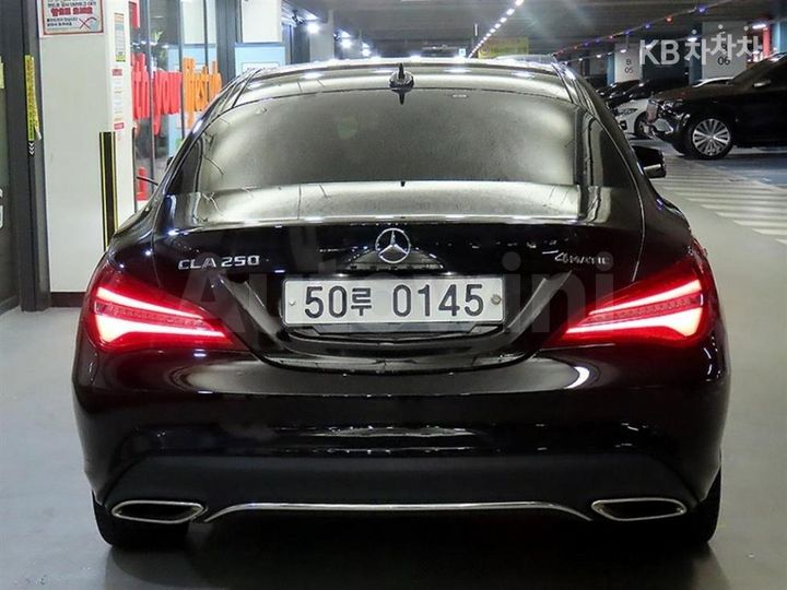 Mercedes Benz CLA Class