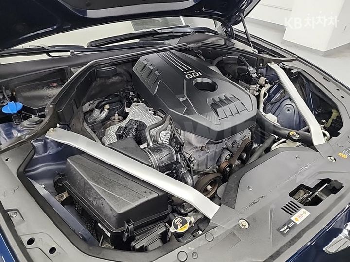 Genesis G70 2019 — 5