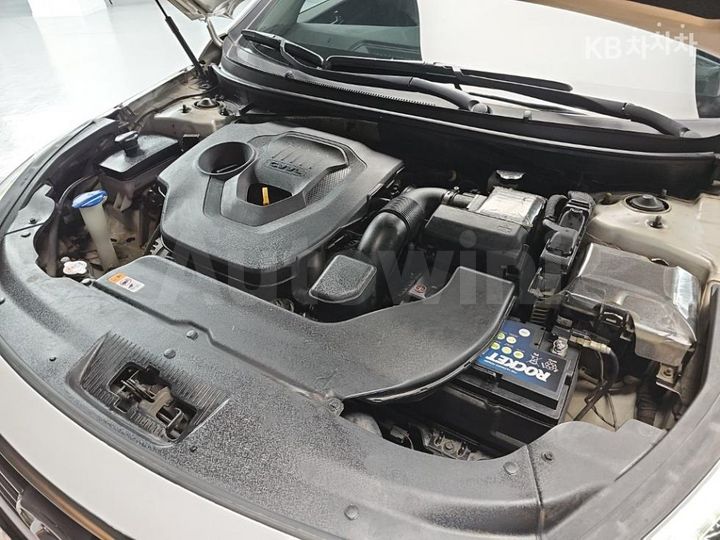 Hyundai Sonata 2017 KMHE241CBHA314655 — 5