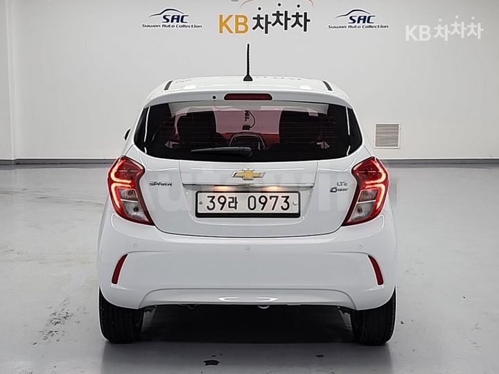 Chevrolet Spark 2016 KLYDC487DGC534068 — 3