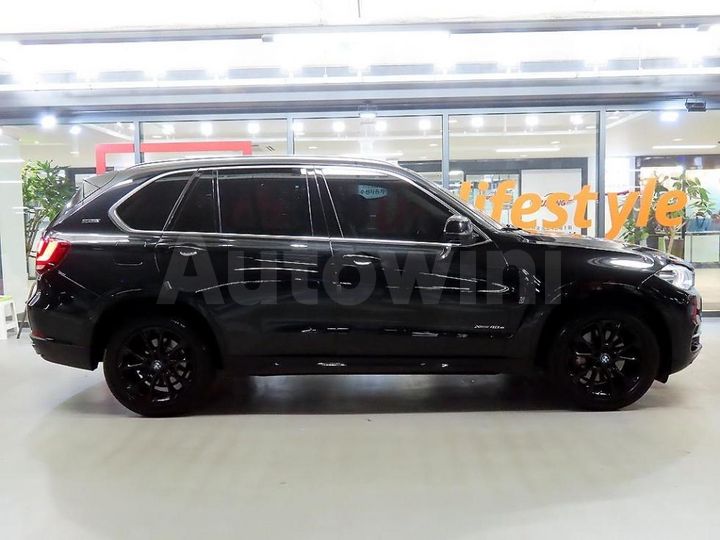 BMW X5 2018 WBAKT0105J0Z79575 — 3