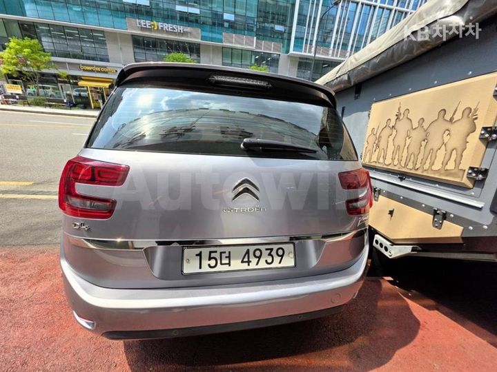 Citroen C4 2018 VF73ABHZTJJ617861 — 4