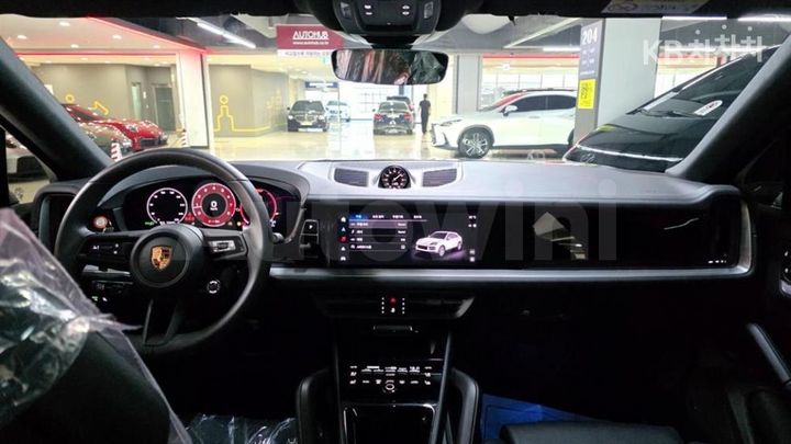 Porsche Cayenne 2025 WP1BA29Y6SDA55394 — 3