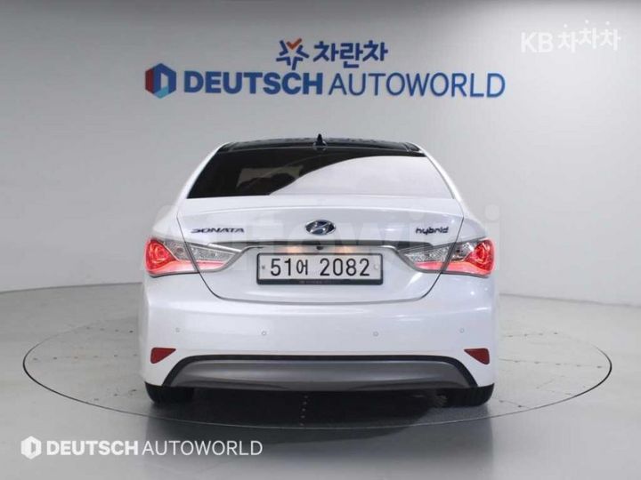 Hyundai Sonata 2012 KMHEC415BCA023112 — 4