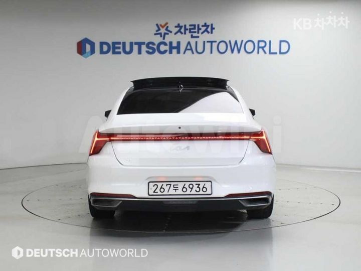 Kia K8 2022 KNAM141FBNA011716 — 4