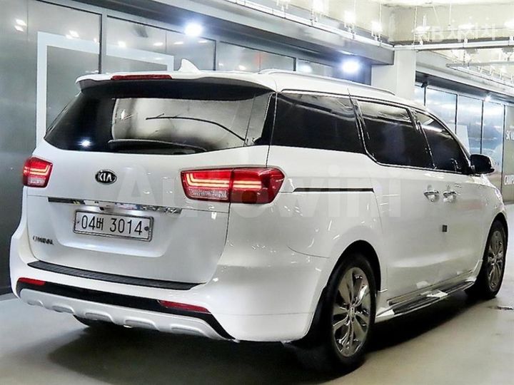 Kia Carnival 2016 KNAME81ABGS150465 — 4