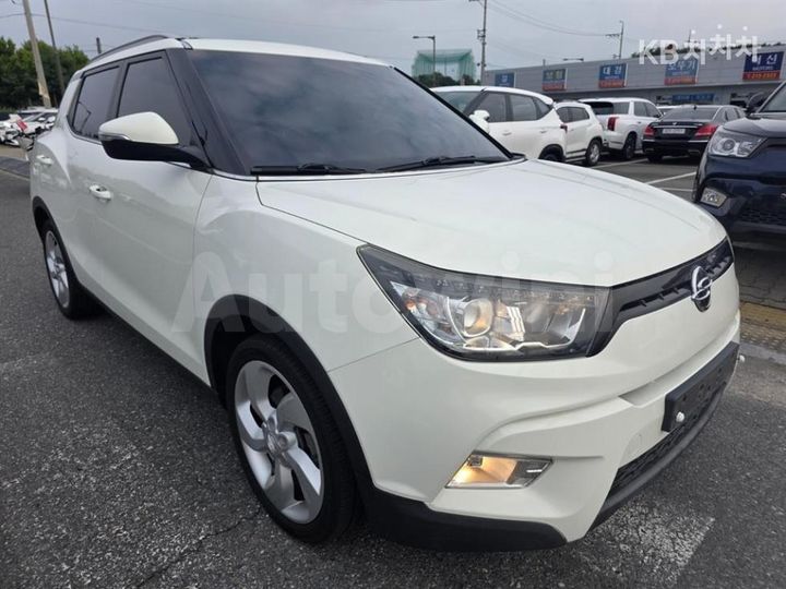KGM (Ssangyong) Tivoli 2015 — 3