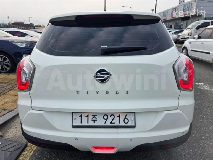 KGM (Ssangyong) Tivoli 2015 — 4