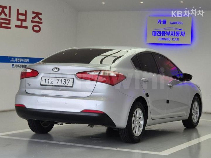 Kia K3 2015 — 5