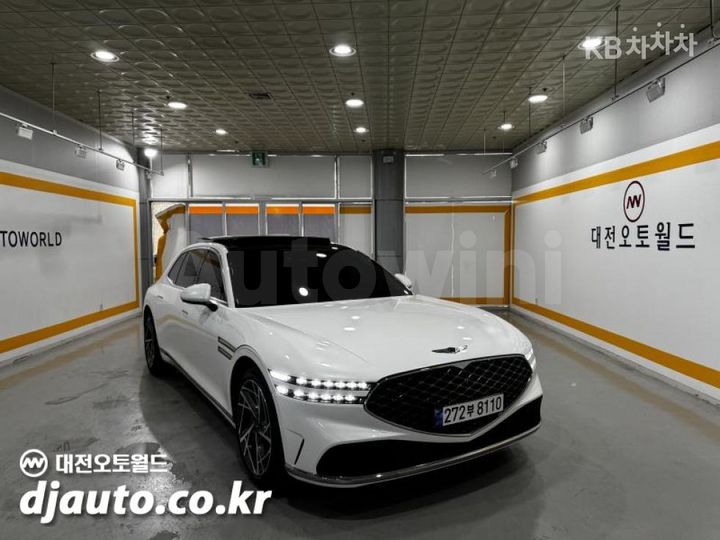 Genesis G90 2022 KMTFA41DBNU017634 — 4