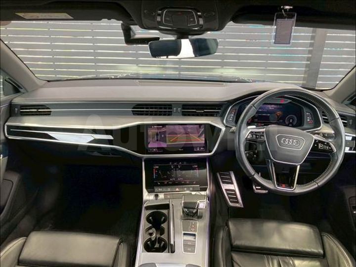 Audi A7 2020 WAUZZZF29LN070286 — 3