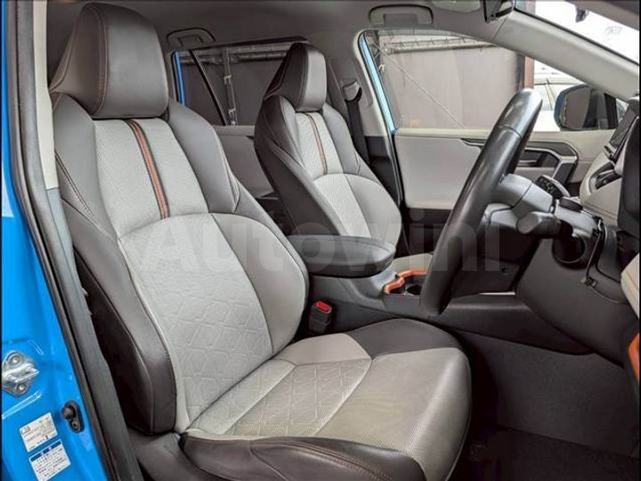 Toyota RAV4 2021 — 5