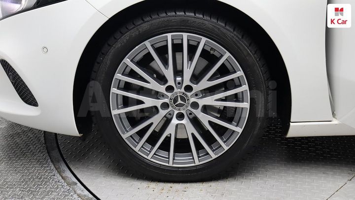 Mercedes Benz A Class 2021 — 5