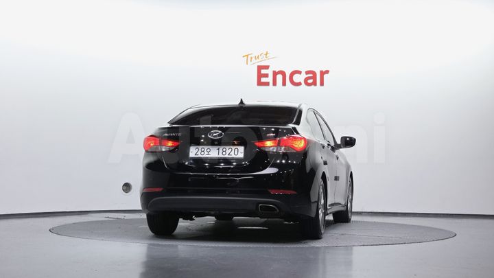 Hyundai Avante 2015 — 4