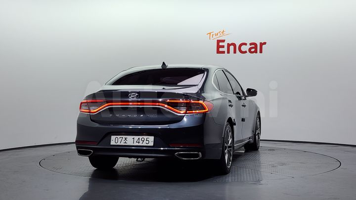 Hyundai Grandeur 2018 — 4