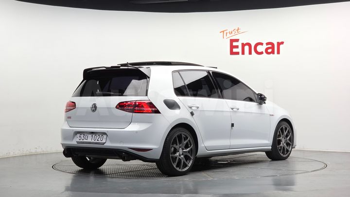Volkswagen Golf 2015 — 3