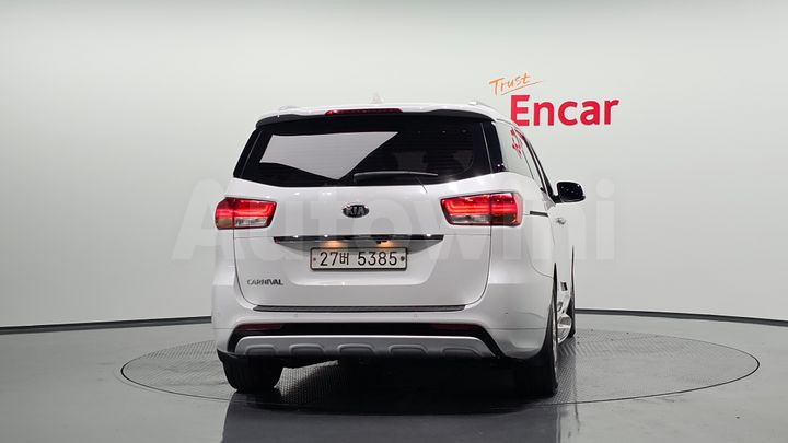 Kia Carnival 2018 — 4