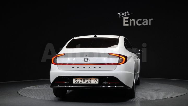 Hyundai Sonata 2022 — 4