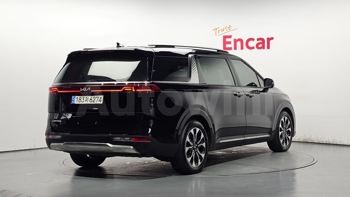Kia Carnival 2023 — 2