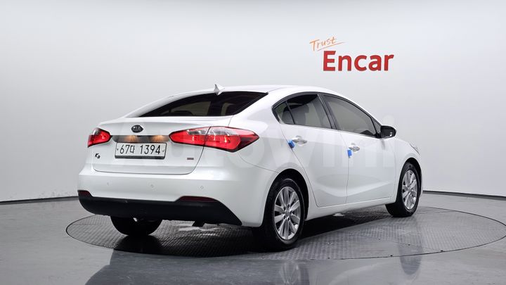 Kia K3 2013 — 2