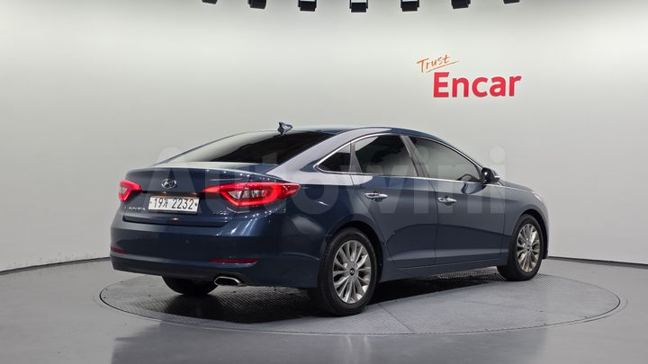 Hyundai Sonata 2015 — 2